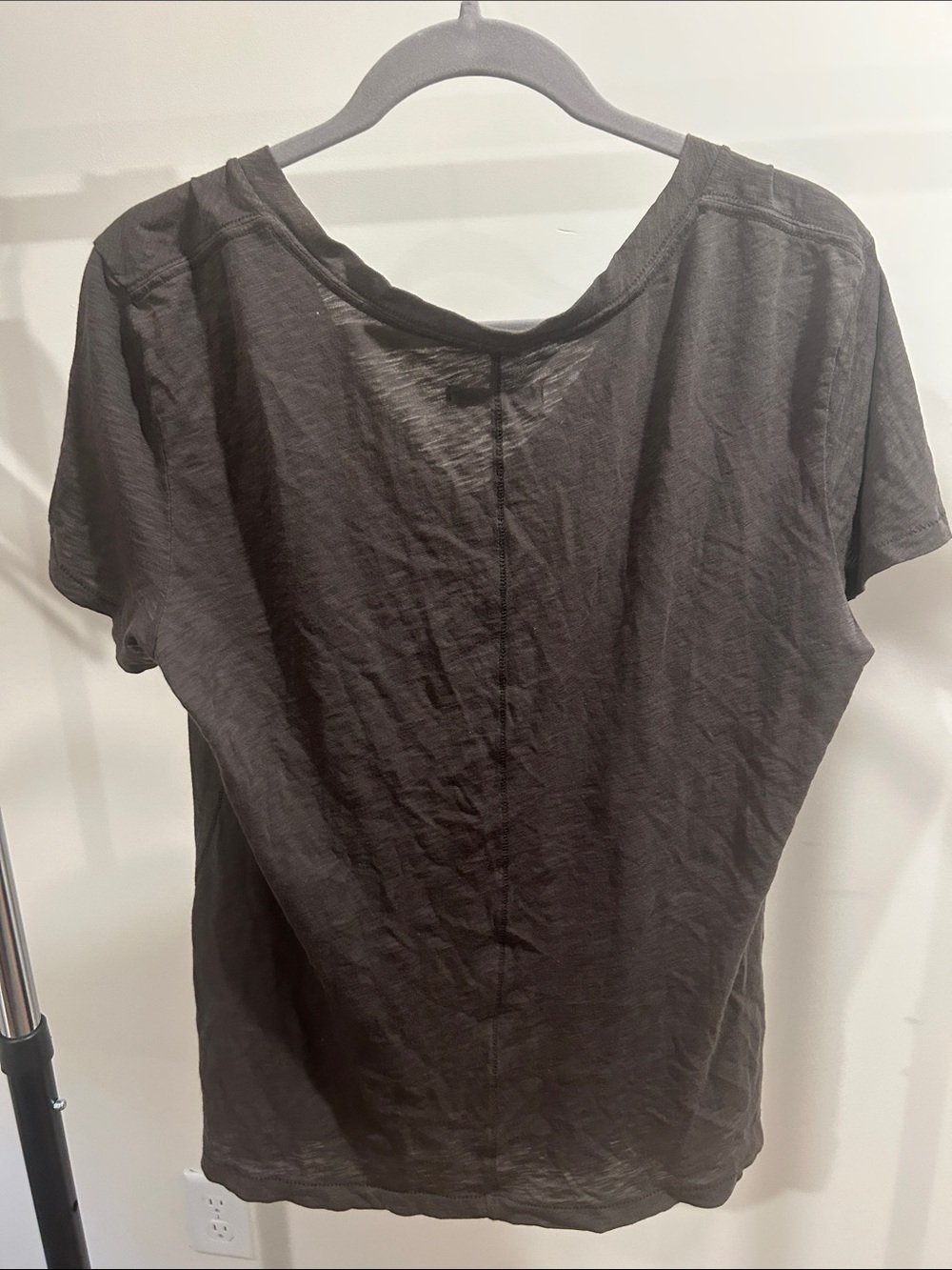 Rag&Bone Women’s Large Gray V-neck Tshirt 100% Cotton - Picture 2 of 5